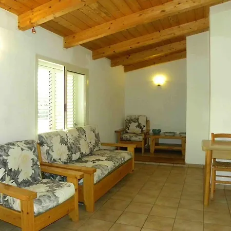 Holiday home Casa Vacanze Elena *
